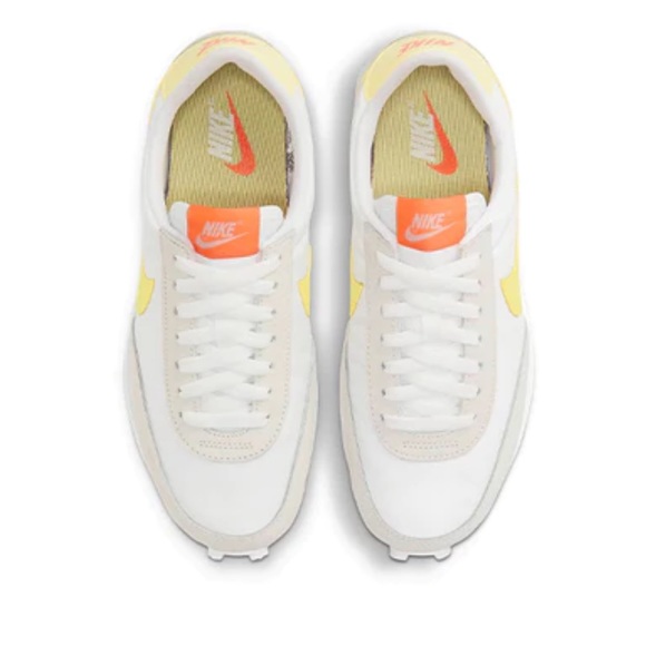 Nike Daybreak Women's Low Pale Ivory Light Citron Causal Sneakers | EUC Size 9.5 - Picture 4 of 11